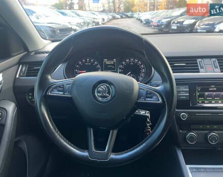 Білий Шкода Октавія, об'ємом двигуна 1.6 л та пробігом 182 тис. км за 10500 $, фото 23 на Automoto.ua