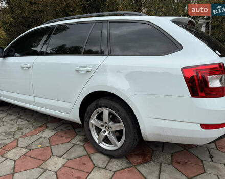 Белый Шкода Октавия, объемом двигателя 1.97 л и пробегом 328 тыс. км за 12300 $, фото 36 на Automoto.ua