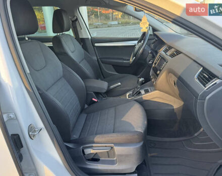 Білий Шкода Октавія, об'ємом двигуна 1.97 л та пробігом 280 тис. км за 13800 $, фото 38 на Automoto.ua