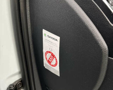 Шкода Октавия 2016 в Дубно на Automoto.ua Белый Шкода Октавия, объемом двигателя 1.6 л и пробегом 196 тыс. км за 13500 $, фото 14 на Automoto.ua