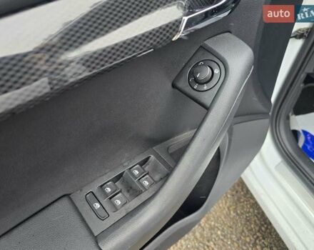 Білий Шкода Октавія, об'ємом двигуна 2 л та пробігом 254 тис. км за 16699 $, фото 30 на Automoto.ua