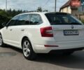 Білий Шкода Октавія, об'ємом двигуна 1.6 л та пробігом 316 тис. км за 10900 $, фото 7 на Automoto.ua
