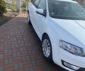 Білий Шкода Октавія, об'ємом двигуна 1.6 л та пробігом 300 тис. км за 12300 $, фото 1 на Automoto.ua