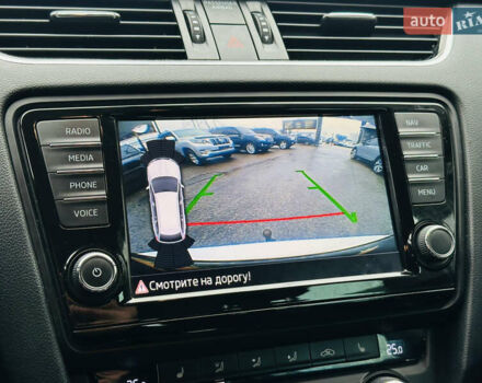 Белый Шкода Октавия, объемом двигателя 1.97 л и пробегом 303 тыс. км за 13900 $, фото 33 на Automoto.ua