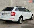 Белый Шкода Октавия, объемом двигателя 1.8 л и пробегом 210 тыс. км за 12900 $, фото 3 на Automoto.ua