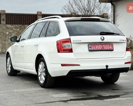 Белый Шкода Октавия, объемом двигателя 1.6 л и пробегом 231 тыс. км за 11850 $, фото 13 на Automoto.ua