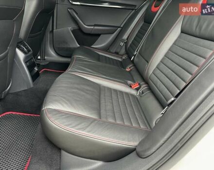 Белый Шкода Октавия, объемом двигателя 1.97 л и пробегом 268 тыс. км за 14500 $, фото 41 на Automoto.ua