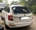 Білий Шкода Октавія, об'ємом двигуна 1.6 л та пробігом 235 тис. км за 3000 $, фото 1 на Automoto.ua