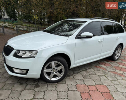 Белый Шкода Октавия, объемом двигателя 1.97 л и пробегом 328 тыс. км за 12300 $, фото 43 на Automoto.ua