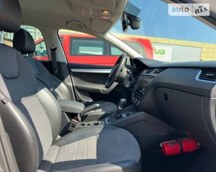 Белый Шкода Октавия, объемом двигателя 1.6 л и пробегом 150 тыс. км за 13800 $, фото 10 на Automoto.ua