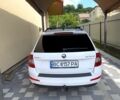 Белый Шкода Октавия, объемом двигателя 2 л и пробегом 245 тыс. км за 16000 $, фото 5 на Automoto.ua