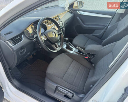 Білий Шкода Октавія, об'ємом двигуна 1.97 л та пробігом 280 тис. км за 13800 $, фото 12 на Automoto.ua