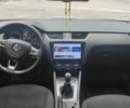 Белый Шкода Октавия, объемом двигателя 2 л и пробегом 266 тыс. км за 14500 $, фото 7 на Automoto.ua