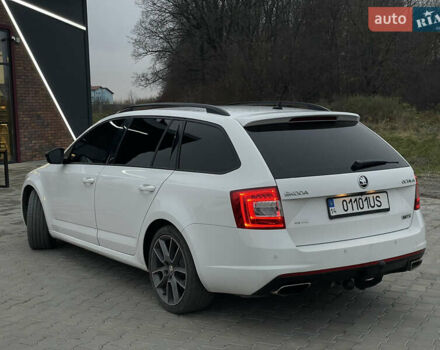 Белый Шкода Октавия, объемом двигателя 2 л и пробегом 269 тыс. км за 14999 $, фото 44 на Automoto.ua
