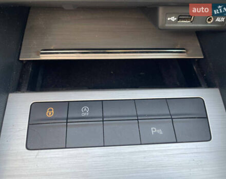 Белый Шкода Октавия, объемом двигателя 2 л и пробегом 220 тыс. км за 16200 $, фото 51 на Automoto.ua