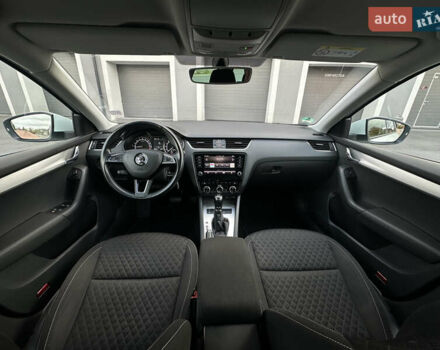 Шкода Октавия 2017 в Виннице на Automoto.ua Белый Шкода Октавия, объемом двигателя 2 л и пробегом 123 тыс. км за 18999 $, фото 37 на Automoto.ua