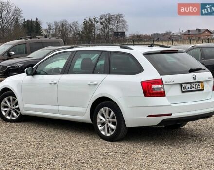 Белый Шкода Октавия, объемом двигателя 1.6 л и пробегом 181 тыс. км за 13900 $, фото 12 на Automoto.ua
