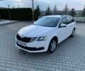 Белый Шкода Октавия, объемом двигателя 1.6 л и пробегом 258 тыс. км за 13173 $, фото 1 на Automoto.ua