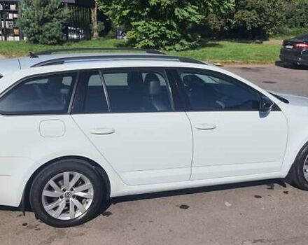 Білий Шкода Октавія, об'ємом двигуна 1.6 л та пробігом 197 тис. км за 14800 $, фото 17 на Automoto.ua