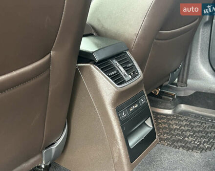 Белый Шкода Октавия, объемом двигателя 2 л и пробегом 240 тыс. км за 17499 $, фото 17 на Automoto.ua