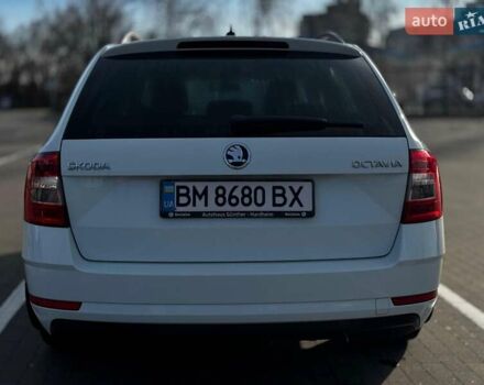 Білий Шкода Октавія, об'ємом двигуна 1.6 л та пробігом 236 тис. км за 12100 $, фото 5 на Automoto.ua