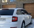 Белый Шкода Октавия, объемом двигателя 2 л и пробегом 236 тыс. км за 13999 $, фото 4 на Automoto.ua