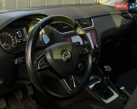 Белый Шкода Октавия, объемом двигателя 1.97 л и пробегом 250 тыс. км за 12500 $, фото 28 на Automoto.ua