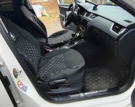 Белый Шкода Октавия, объемом двигателя 1.6 л и пробегом 340 тыс. км за 10800 $, фото 4 на Automoto.ua