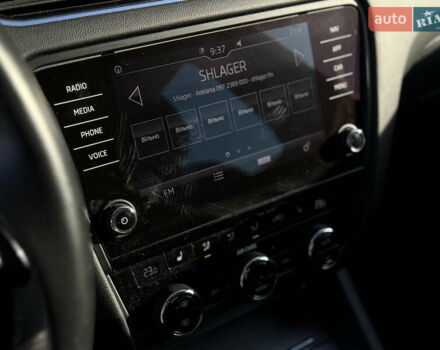 Білий Шкода Октавія, об'ємом двигуна 1.97 л та пробігом 250 тис. км за 13300 $, фото 31 на Automoto.ua