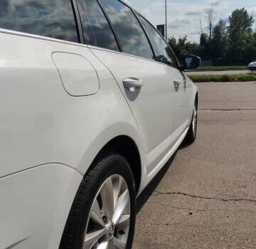 Белый Шкода Октавия, объемом двигателя 1.6 л и пробегом 186 тыс. км за 14900 $, фото 4 на Automoto.ua