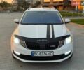 Білий Шкода Октавія, об'ємом двигуна 1.6 л та пробігом 293 тис. км за 12999 $, фото 2 на Automoto.ua