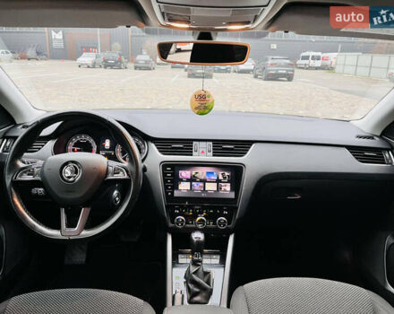 Білий Шкода Октавія, об'ємом двигуна 1.97 л та пробігом 241 тис. км за 15950 $, фото 19 на Automoto.ua