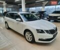 Белый Шкода Октавия, объемом двигателя 1.6 л и пробегом 214 тыс. км за 12900 $, фото 1 на Automoto.ua