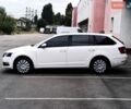 Білий Шкода Октавія, об'ємом двигуна 1.8 л та пробігом 265 тис. км за 9799 $, фото 1 на Automoto.ua