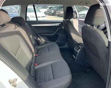 Белый Шкода Октавия, объемом двигателя 1.6 л и пробегом 260 тыс. км за 12490 $, фото 29 на Automoto.ua