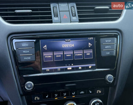 Белый Шкода Октавия, объемом двигателя 1.6 л и пробегом 259 тыс. км за 13999 $, фото 71 на Automoto.ua