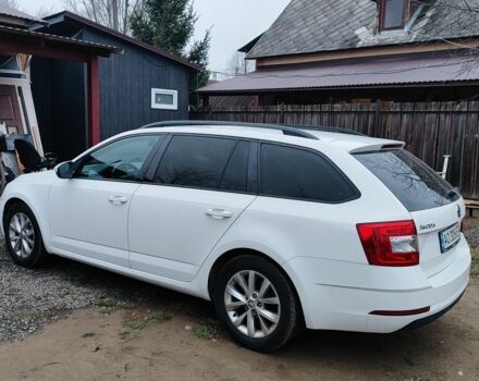 Белый Шкода Октавия, объемом двигателя 1.6 л и пробегом 340 тыс. км за 10800 $, фото 12 на Automoto.ua