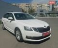 Белый Шкода Октавия, объемом двигателя 1.6 л и пробегом 258 тыс. км за 12900 $, фото 1 на Automoto.ua