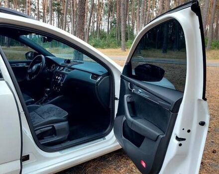 Белый Шкода Октавия, объемом двигателя 1.98 л и пробегом 227 тыс. км за 18600 $, фото 12 на Automoto.ua