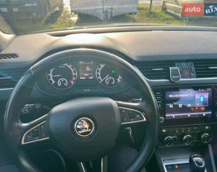 Белый Шкода Октавия, объемом двигателя 2.01 л и пробегом 246 тыс. км за 13500 $, фото 6 на Automoto.ua