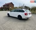 Белый Шкода Октавия, объемом двигателя 2 л и пробегом 213 тыс. км за 17300 $, фото 5 на Automoto.ua