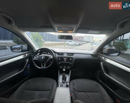 Білий Шкода Октавія, об'ємом двигуна 1.6 л та пробігом 278 тис. км за 11900 $, фото 19 на Automoto.ua