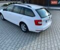Белый Шкода Октавия, объемом двигателя 1.6 л и пробегом 258 тыс. км за 13500 $, фото 2 на Automoto.ua