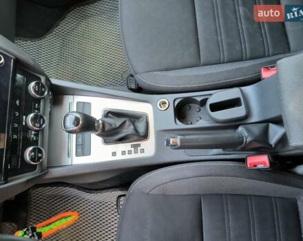 Белый Шкода Октавия, объемом двигателя 1.6 л и пробегом 242 тыс. км за 15000 $, фото 28 на Automoto.ua