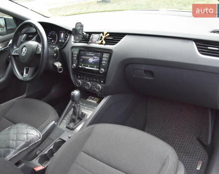 Белый Шкода Октавия, объемом двигателя 1.97 л и пробегом 246 тыс. км за 18300 $, фото 21 на Automoto.ua