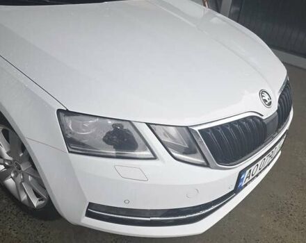 Белый Шкода Октавия, объемом двигателя 1.97 л и пробегом 273 тыс. км за 15200 $, фото 3 на Automoto.ua