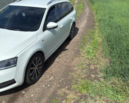 Білий Шкода Октавія, об'ємом двигуна 2 л та пробігом 293 тис. км за 12500 $, фото 3 на Automoto.ua