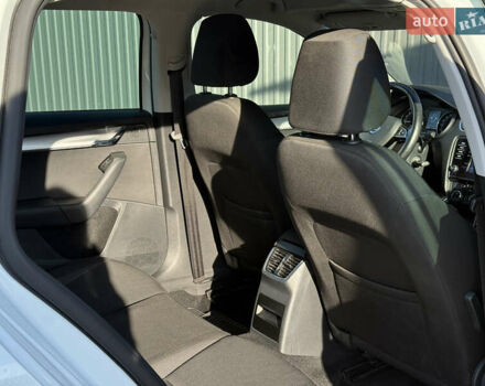 Білий Шкода Октавія, об'ємом двигуна 1.97 л та пробігом 250 тис. км за 13300 $, фото 38 на Automoto.ua