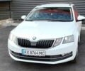Білий Шкода Октавія, об'ємом двигуна 1.6 л та пробігом 196 тис. км за 14000 $, фото 1 на Automoto.ua