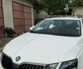 Белый Шкода Октавия, объемом двигателя 1.6 л и пробегом 210 тыс. км за 14000 $, фото 7 на Automoto.ua